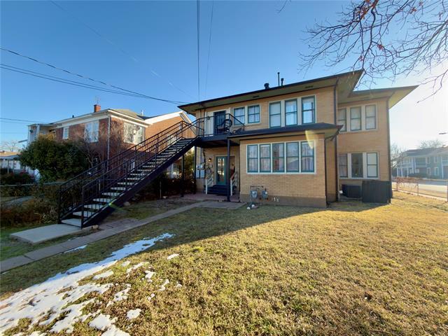 Building Photo - 803 Woodlawn Ave