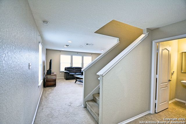 Building Photo - 2037 Brandywine Dr