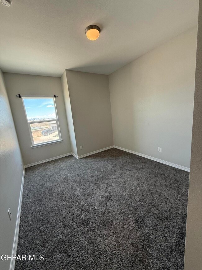 Building Photo - 7412 Rio Rimac Dr