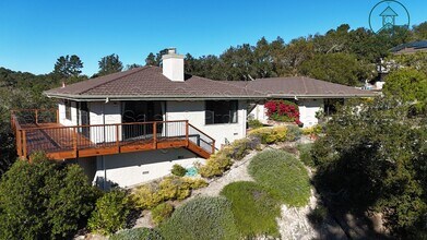 Building Photo - Impeccable Laureles Grade Estate Property with Valley Views