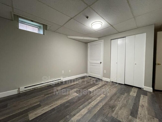 Building Photo - 69 Broadway