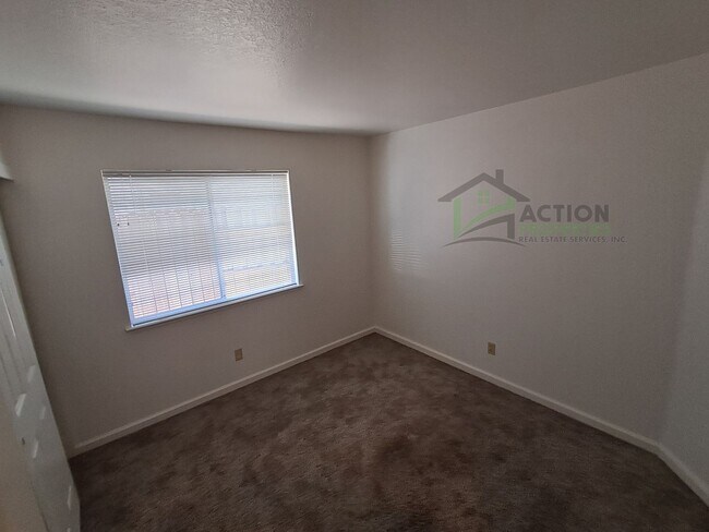 Building Photo - 3835 Hunters Glen Pl