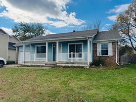 Building Photo - 4300 Brackenwood Dr