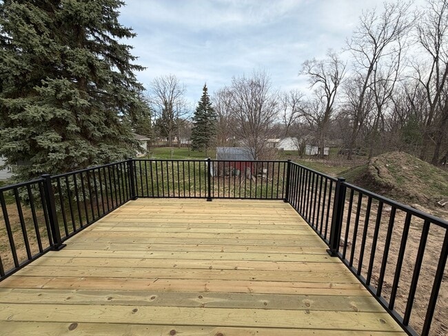 Building Photo - Newly built 3 bedroom spacious home!