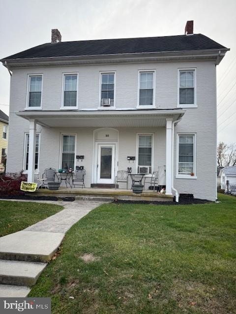 Building Photo - 30 E 3rd St