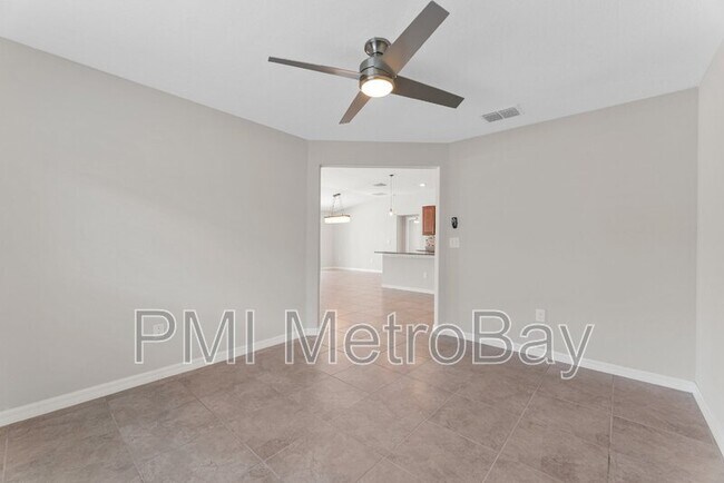 Building Photo - 9703 Sage Creek Dr