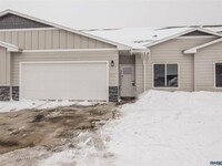Building Photo - Bright & Spacious Ranch-Style Living – All...