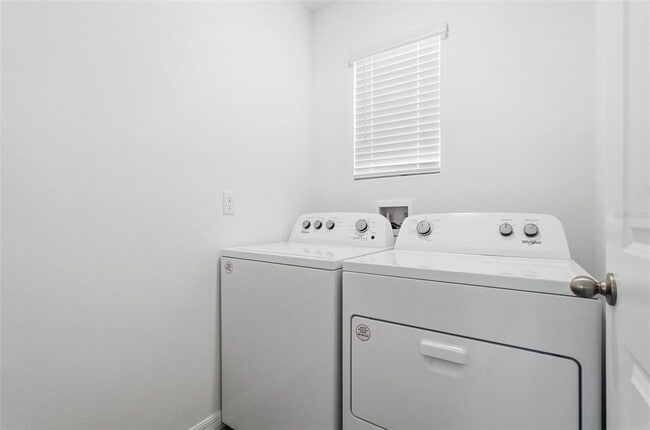 Building Photo - 33358 Regent Canal St