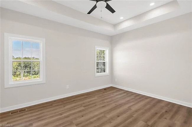 Building Photo - Earn Wealth While Leasing - Like a Homeowner - Lease to Own