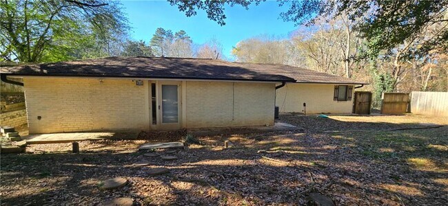 Building Photo - 3594 Abbotts Bridge Rd