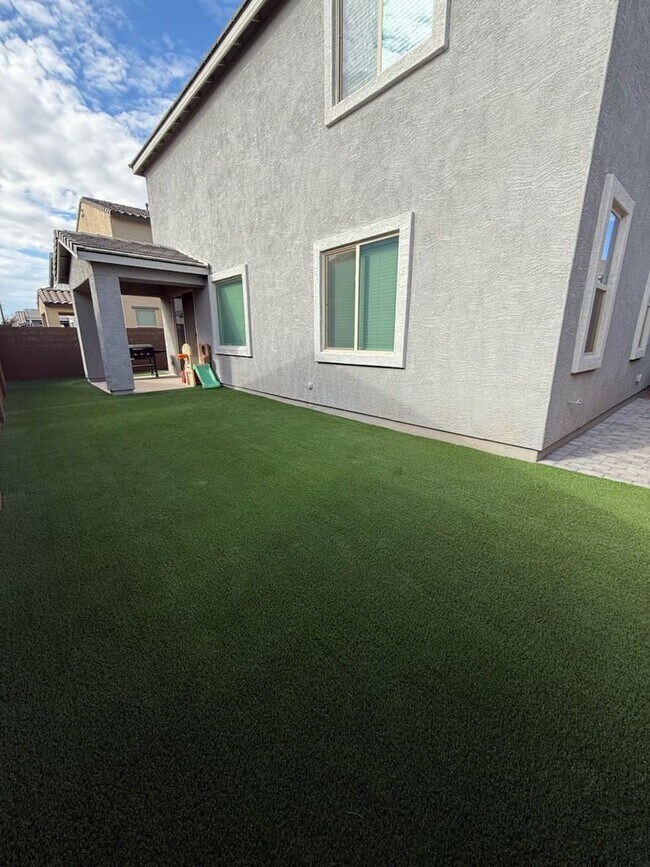 Building Photo - Lovely Eastmark Mesa 4 Bedroom Home for Rent!