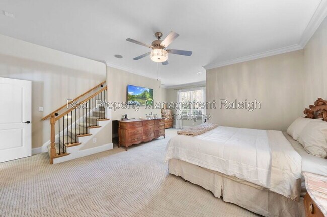 Building Photo - 6573 Wakefalls Dr