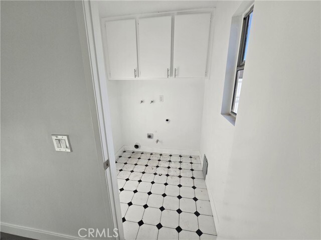 Building Photo - 11608 Luanda St