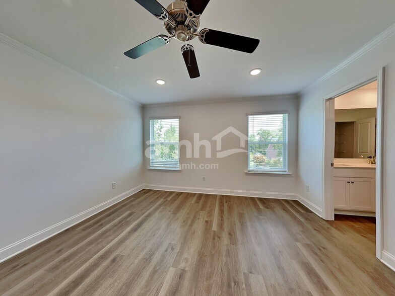 Building Photo - 4728 Smt Vw Ct