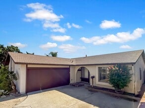 Building Photo - Beautiful 4B/2BA Home in Poway Available for Rent!