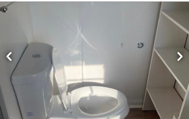 Building Photo - 230 Nash Rd