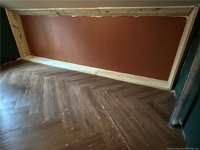 Building Photo - 304 Rangoon Ct