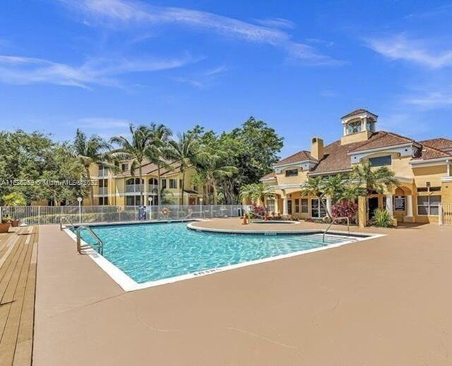 Building Photo - 2485 NW 33rd St