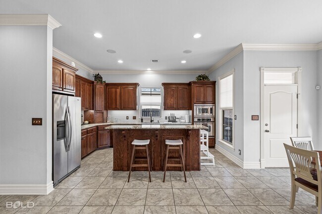 Building Photo - 135 Eagle Bend Way