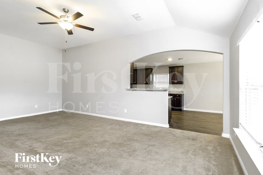 Building Photo - 4122 Perch Dr