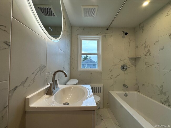 Building Photo - 12 Smith St