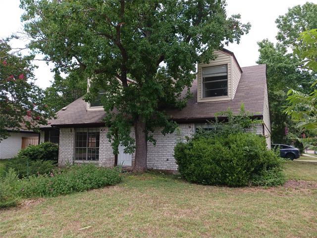 Building Photo - 704 Allison Dr