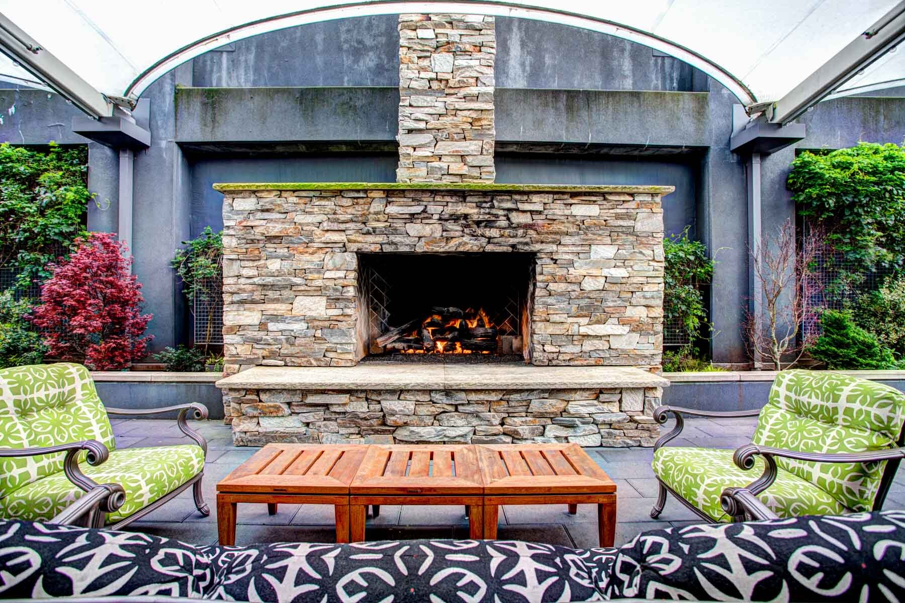 Building Photo - 1920 4th Ave