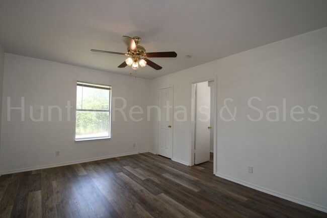 Building Photo - North Killeen!