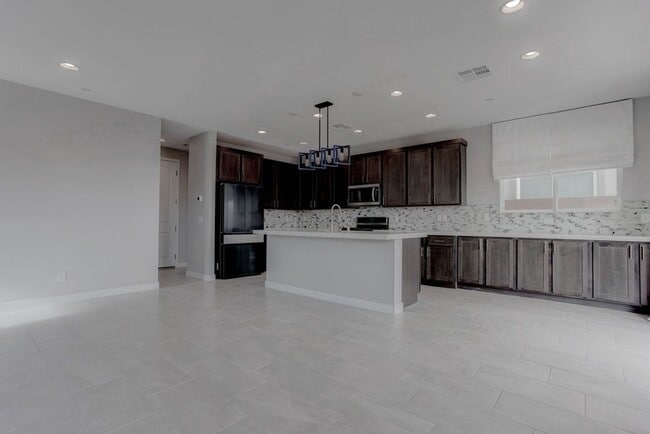 Building Photo - Stylish 3-Bed Home with Loft & EV Charger in Skye Canyon