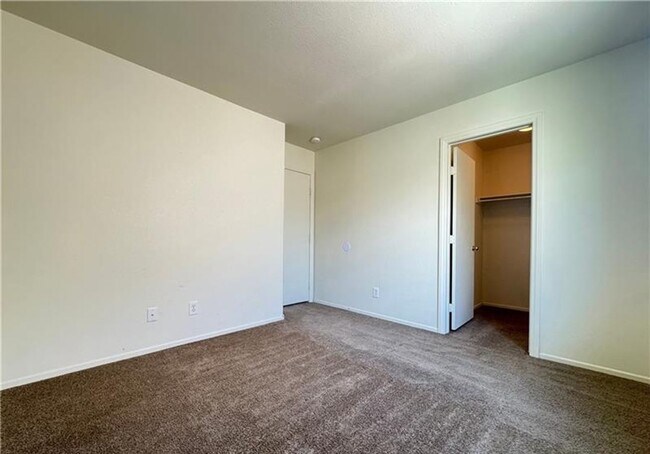 Building Photo - 7469 Margollini St