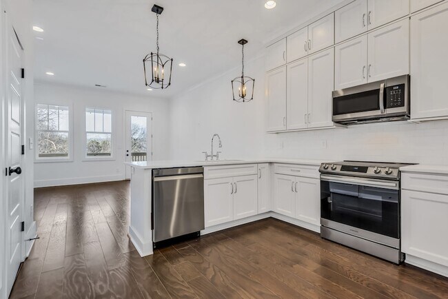 Building Photo - 2127 Gildridge Dr