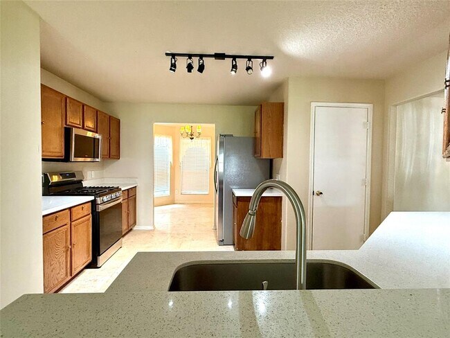 Building Photo - 5023 Natchez Ridge Ct