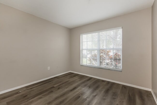 Building Photo - 13208 Sharondale Ct