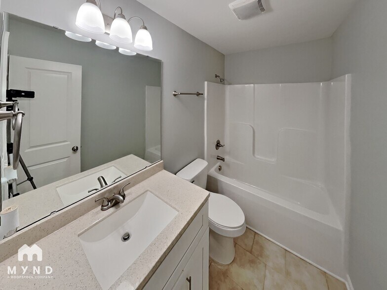 Building Photo - 1848 Haynes Ave