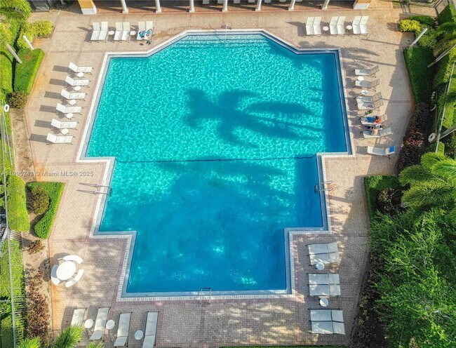 Building Photo - 482 SW 147th Ave