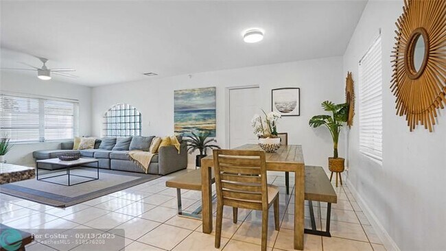 Building Photo - 2716 N Ocean Blvd