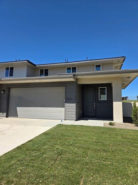 Building Photo - 8108 W Grey Alder Dr