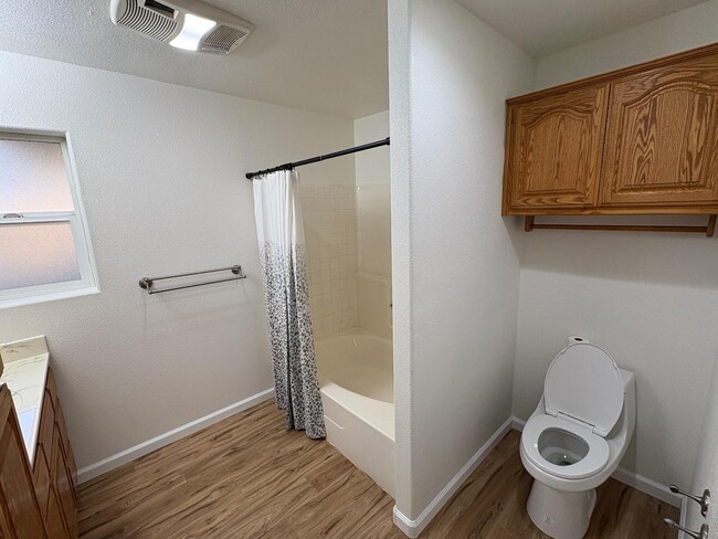 Building Photo - 310 Barbara Ave