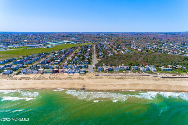 Building Photo - 208 Trenton Blvd