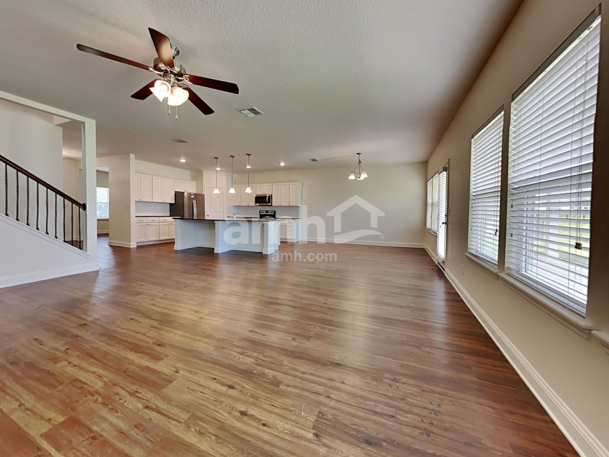 Building Photo - 3312 Roundabout Dr
