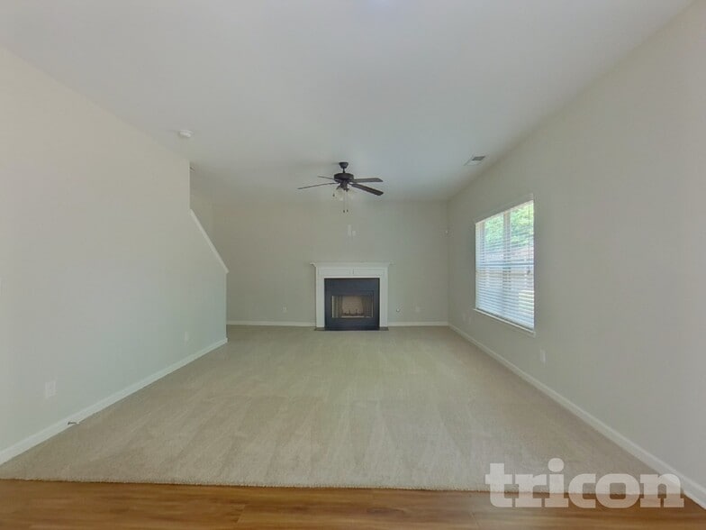 Building Photo - 297 Parkview Pl Dr