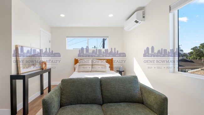 Building Photo - Homes on Constitution