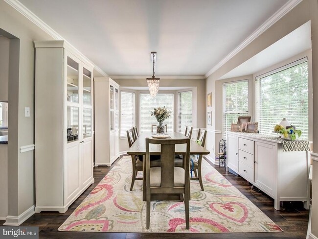 Building Photo - 15744 Beau Ridge Dr