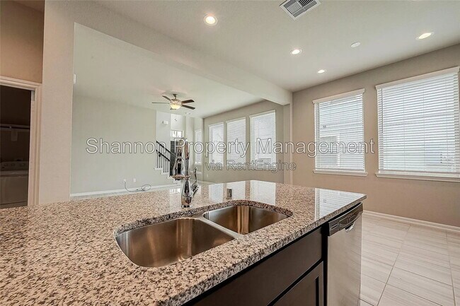 Building Photo - 2559 Terrace Point Dr