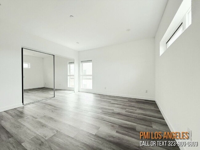 Building Photo - 1260 1/2 Leighton Avenue
