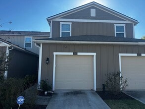 Building Photo - 832 Observatory Pkwy