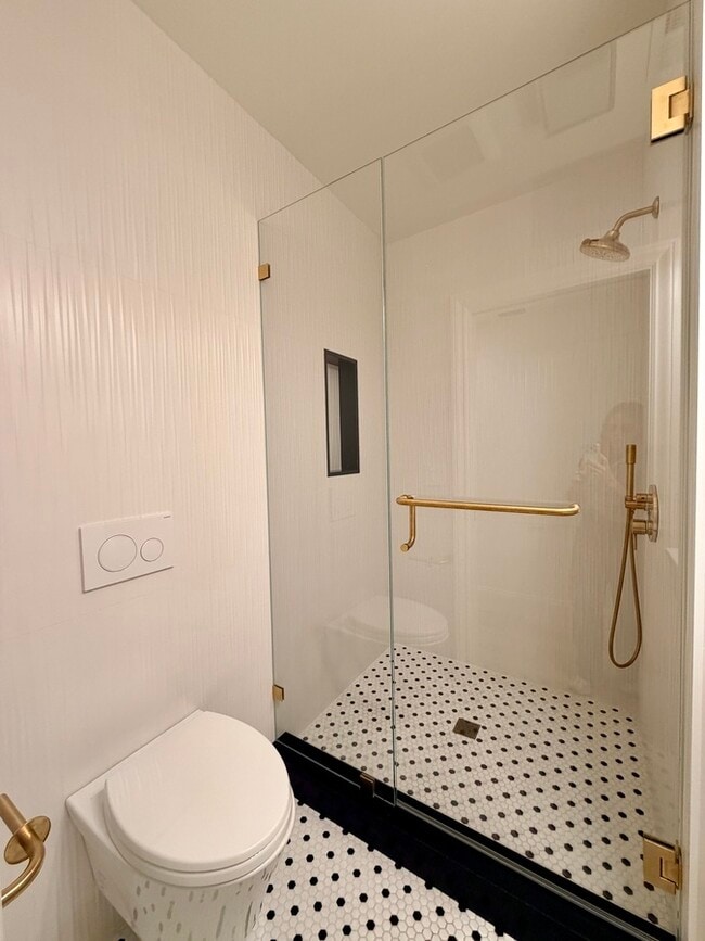 Building Photo - 1249 Kearny St