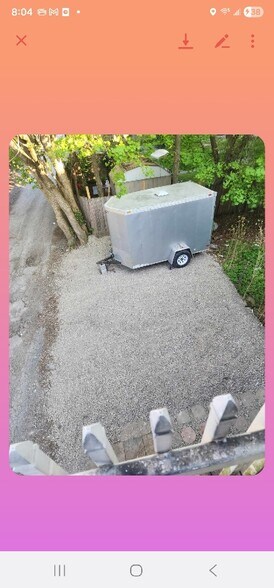 Building Photo - 486 Linden Ave