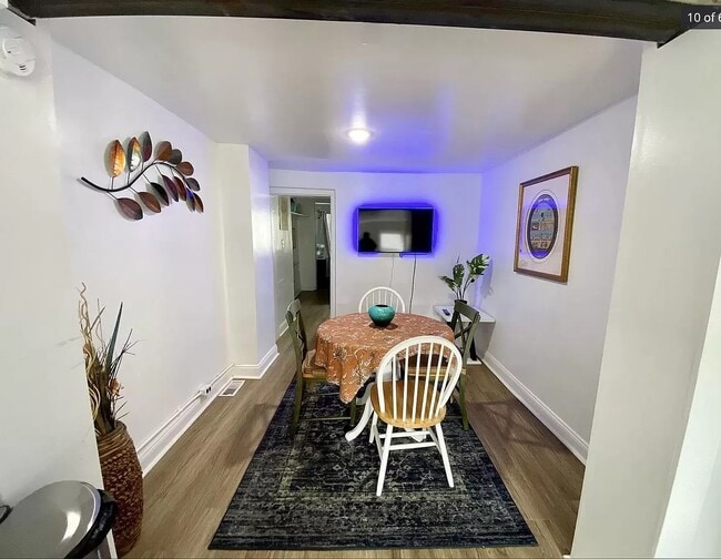 Building Photo - 720 S Randolph St