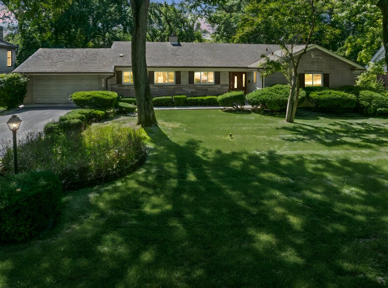 Building Photo - 2712 2nd Private Rd